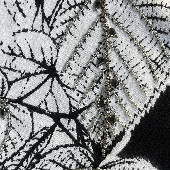 Fashque Blouse Womens Plus Size 2X XXL Black White Floral Sheer Sleeve Beaded - Picture 4 of 12